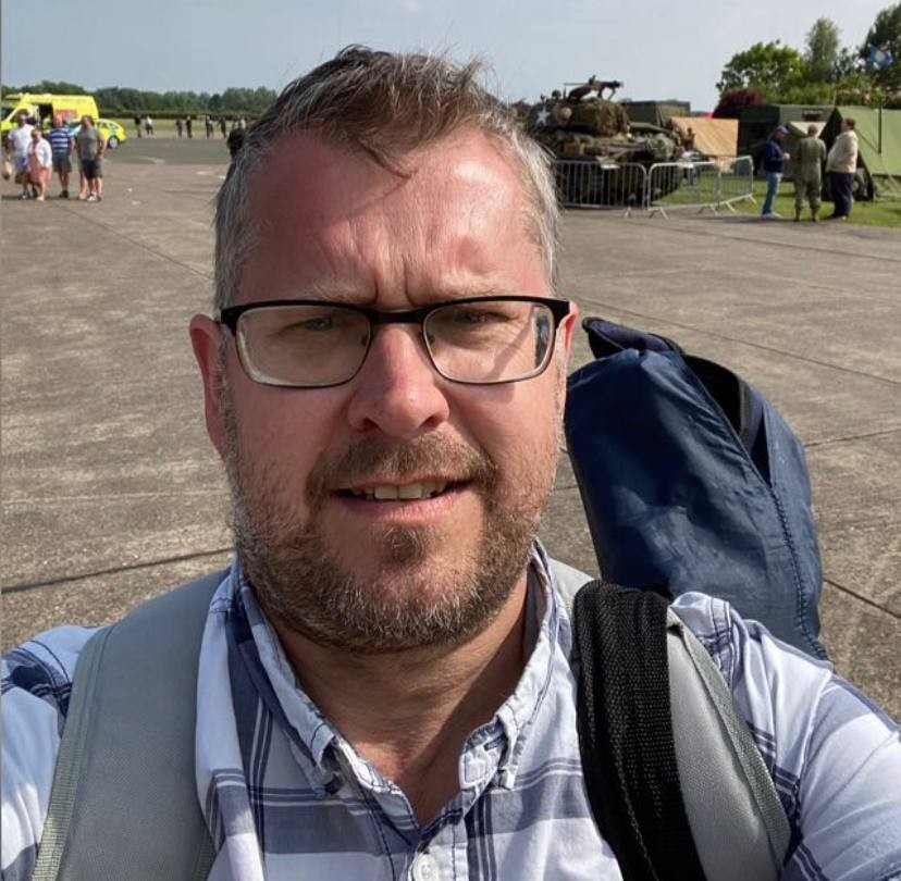 Online Store Comparison – Monthly Fee Online Store vs Customized Online Store