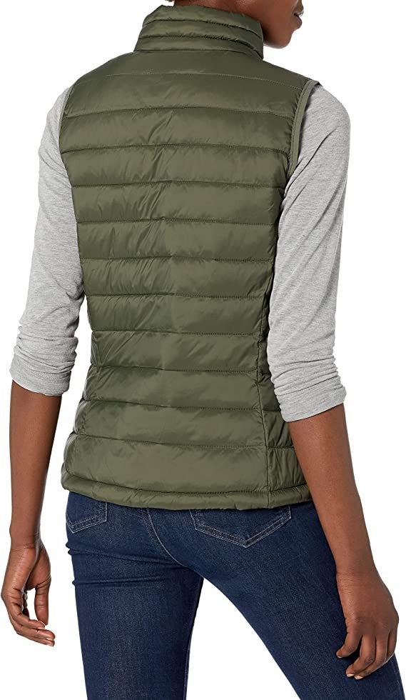 Essentials Women's Lightweight Water-Resistant Packable Puffer Vest